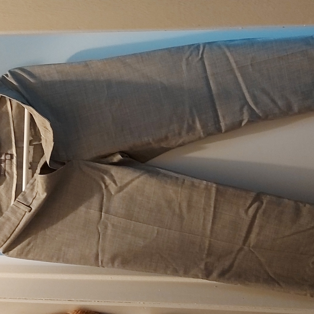 Tristan & Iseut Grey Dress Pants